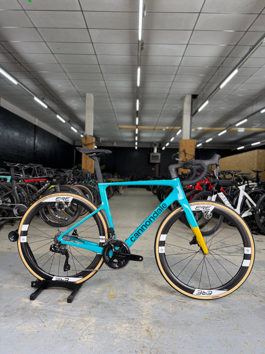 NEW Cannondale SuperSix EVO 3 Di2 Carbon Road Bike