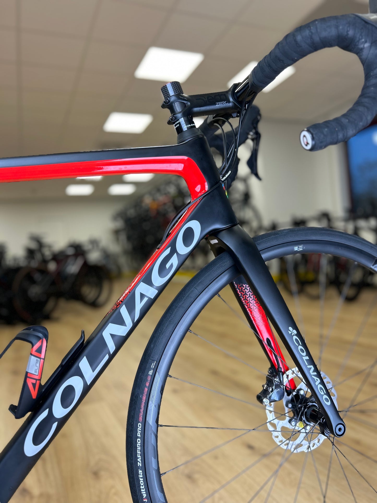 Colnago V3 Carbon Ultegra Disc Racefiets