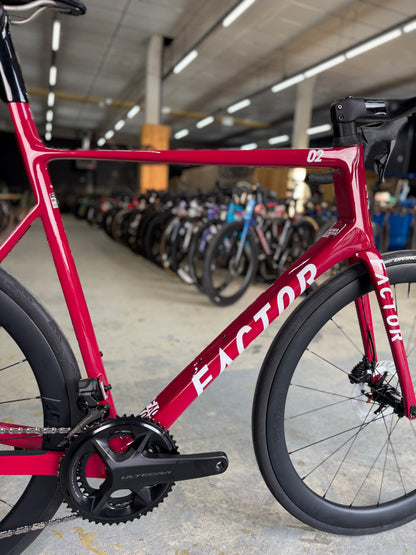 NIEUW Factor O2 VAM Di2 Carbon Racefiets