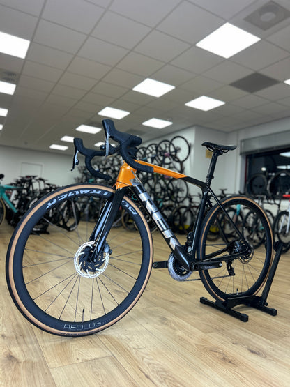 Trek Emonda SL7 AXS Carbon Road Bike