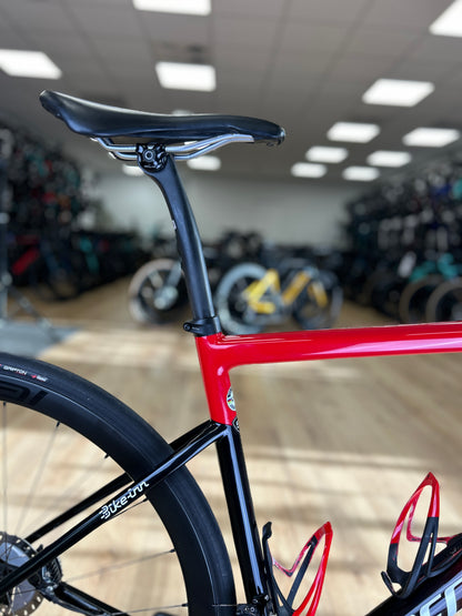 Specialized Tarmac SL6 Carbon Road Bike