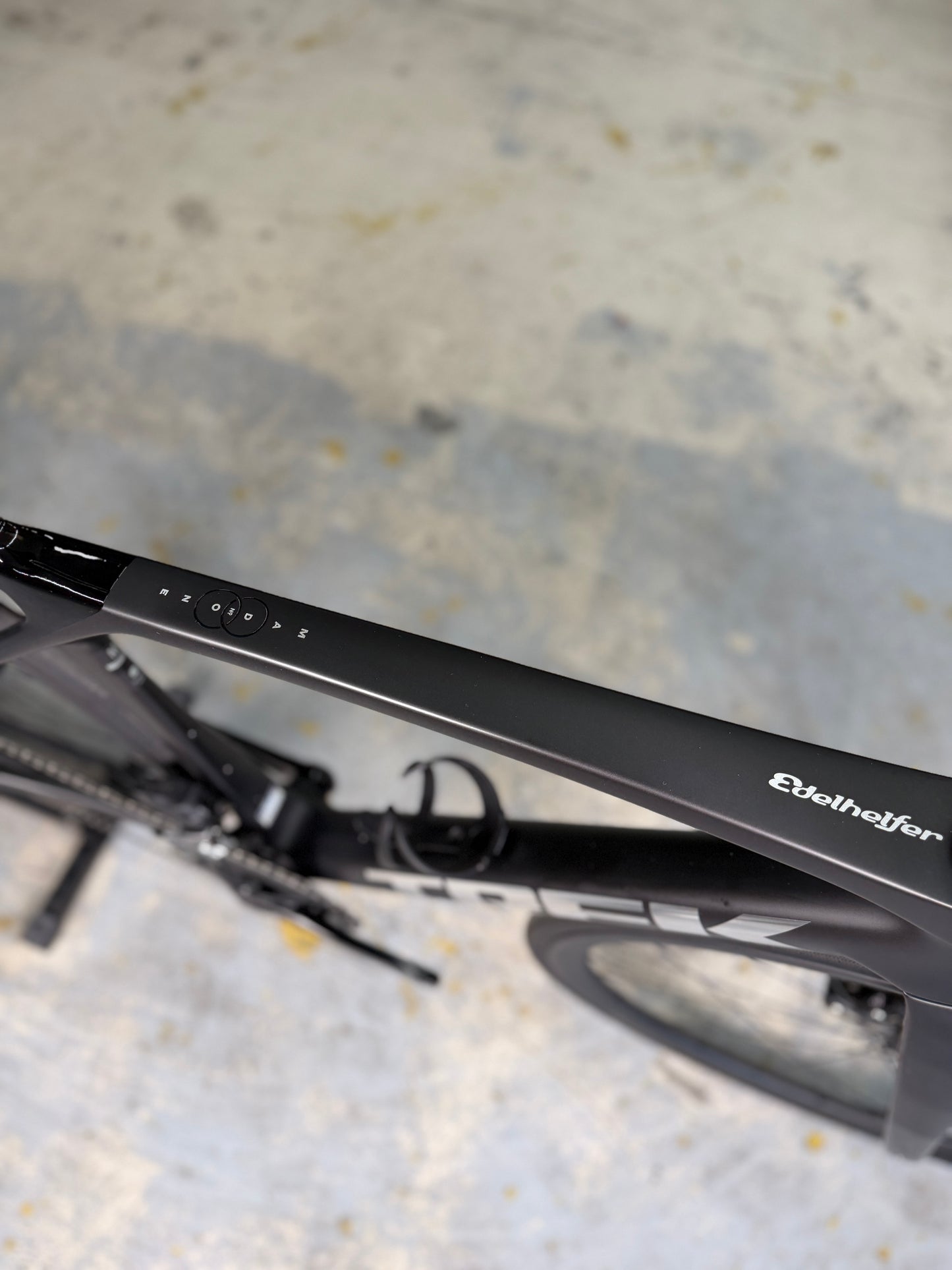 Trek Madone SL6 AXS Carbon Road Bike