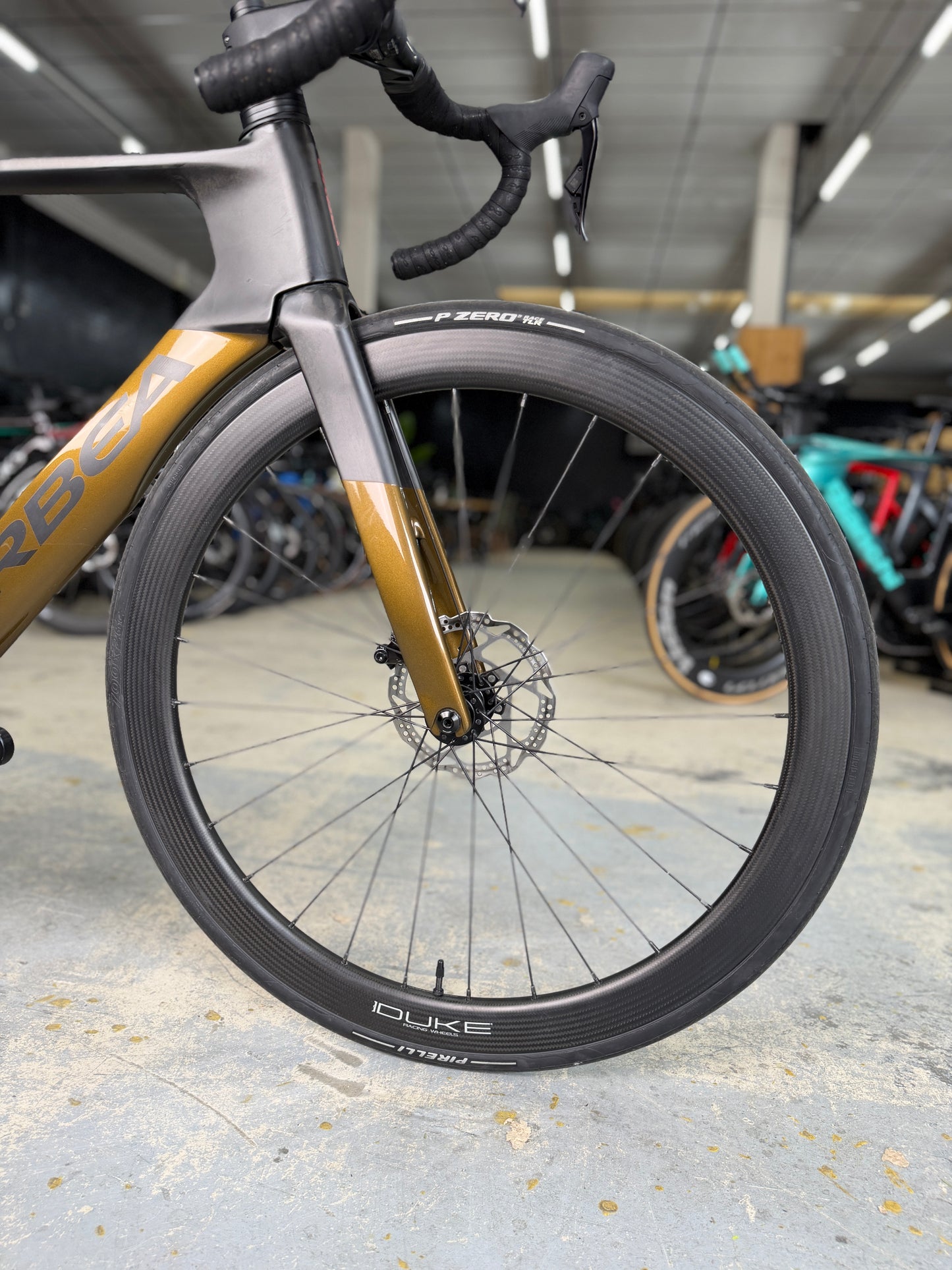 Orbea Orca Aero M30iLTD Di2 Carbon Racefiets