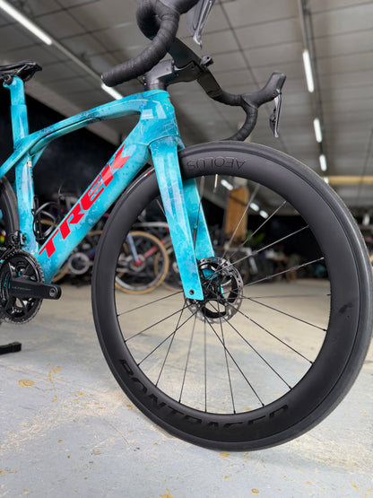 Trek Madone SLR Di2 Carbon Road Bike