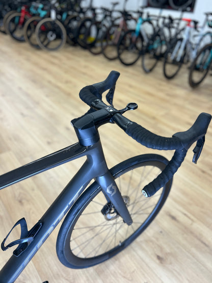 Scott Addict RC15 Di2 Carbon Road Bike
