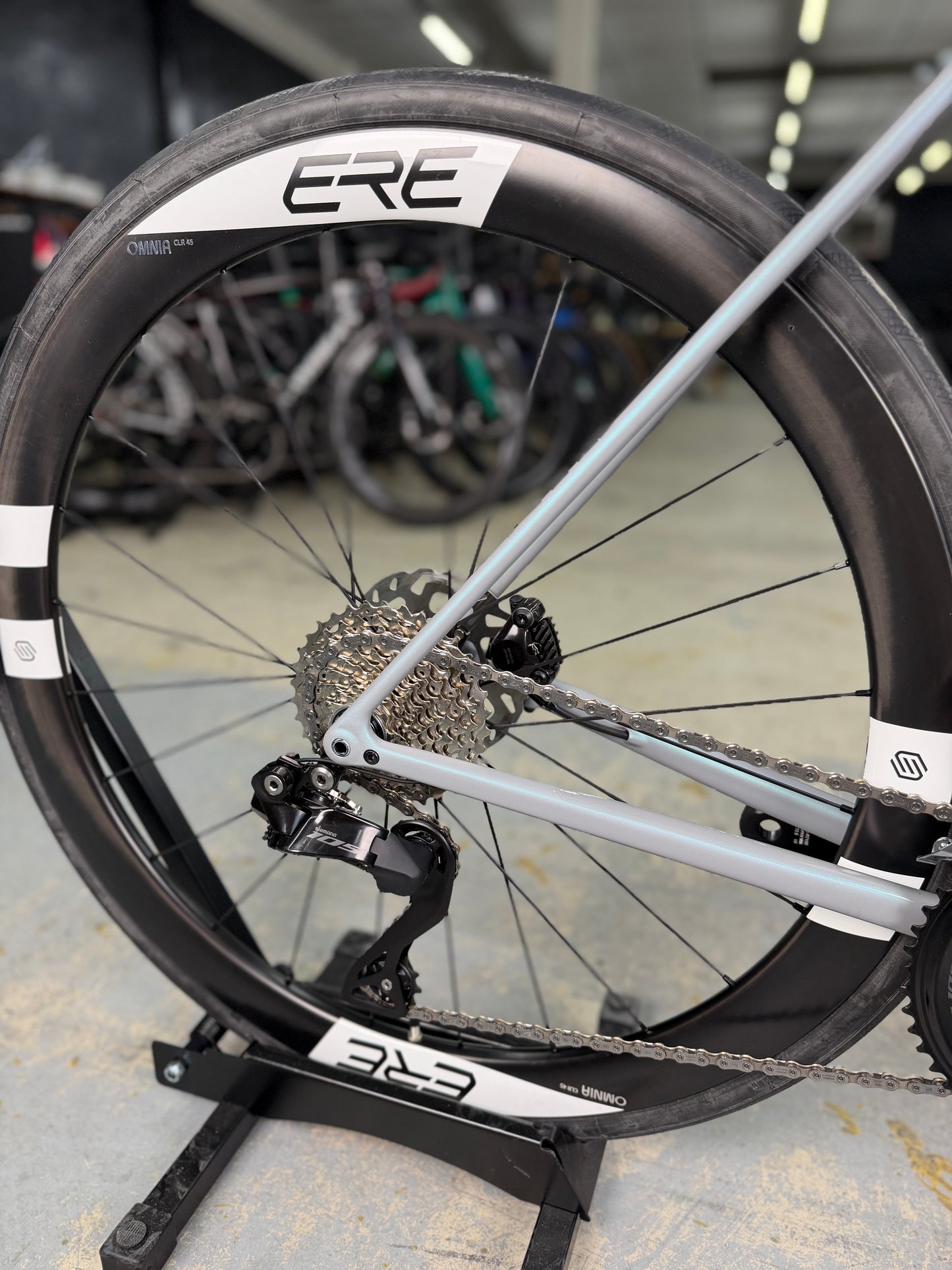 SHOWROOM S-Works Aethos Di2 Carbon Racefiets