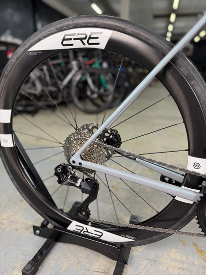 SHOWROOM S-Works Aethos Di2 Carbon Racefiets