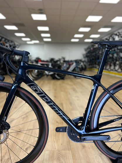Giant TCR Advanced 1+ Di2 Carbon Racefiets