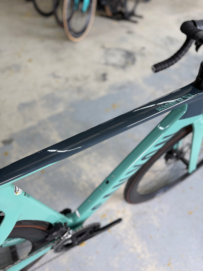 Canyon Aeroad CF SLX AXS Carbon Racefiets