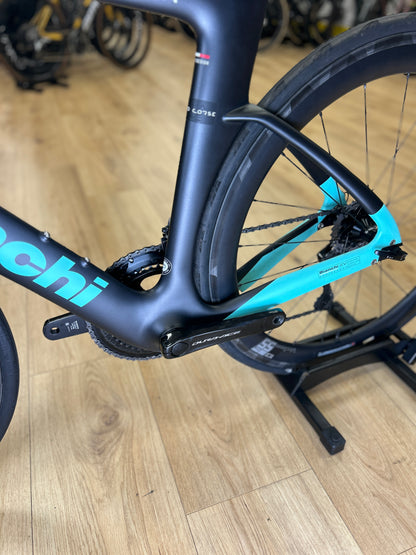 Bianchi Aquila CV Di2 Carbon Road Bike