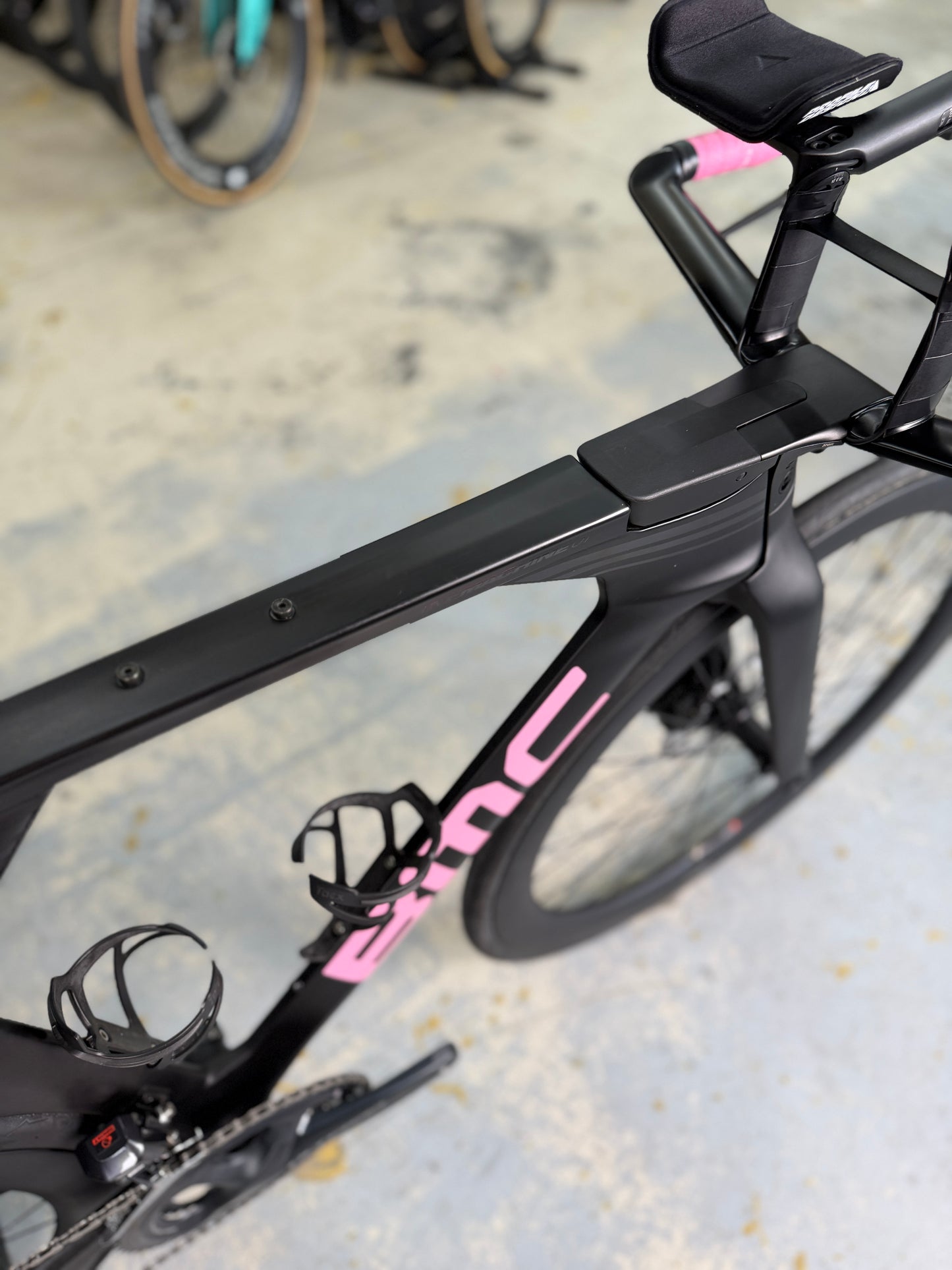 100km BMC Timemachine 01 ONE Di2 Carbon TT