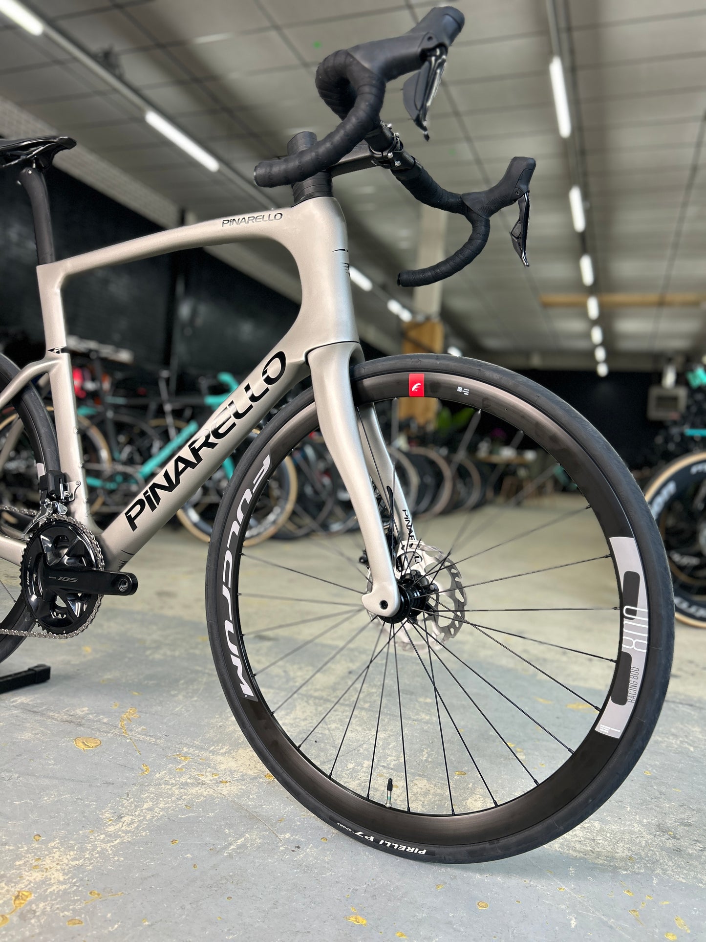 NIEUW Pinarello F5 Di2 Carbon Racefiets
