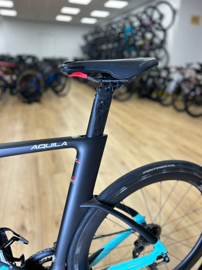 Bianchi Aquila CV TT Di2 Dura Ace Carbon Racefiets