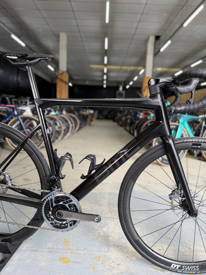 BMC Teammachine SLR01 RED eTap Carbon Road Bike