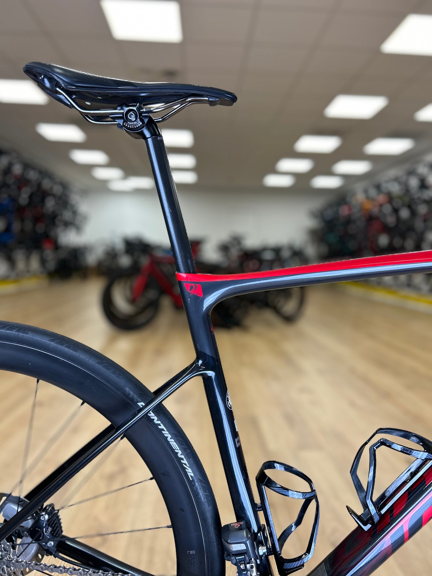 Giant Defy Pro 1 Di2 Ultegra Carbon Disc Racefiets