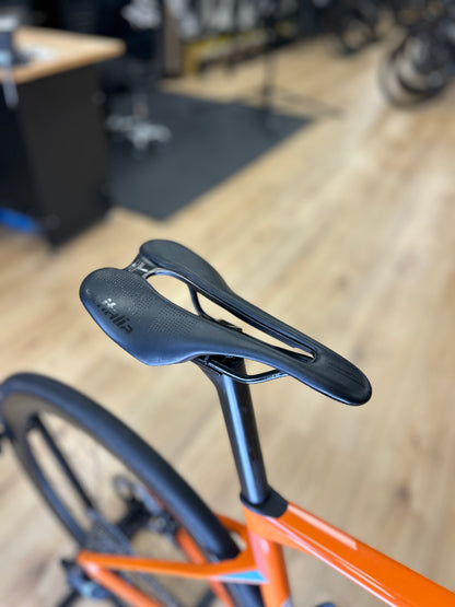 BMC RoadMachine One Carbon Racefiets