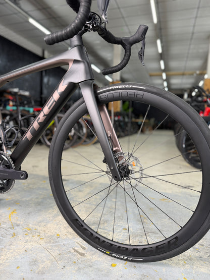 Trek Domane SL7 Di2 Carbon Racefiets