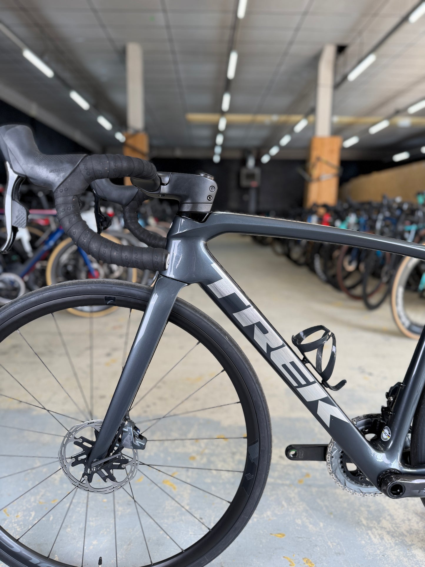 Trek Émonda SL6 AXS Carbon Road Bike
