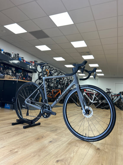 Isaac Element Di2 Carbon Racefiets