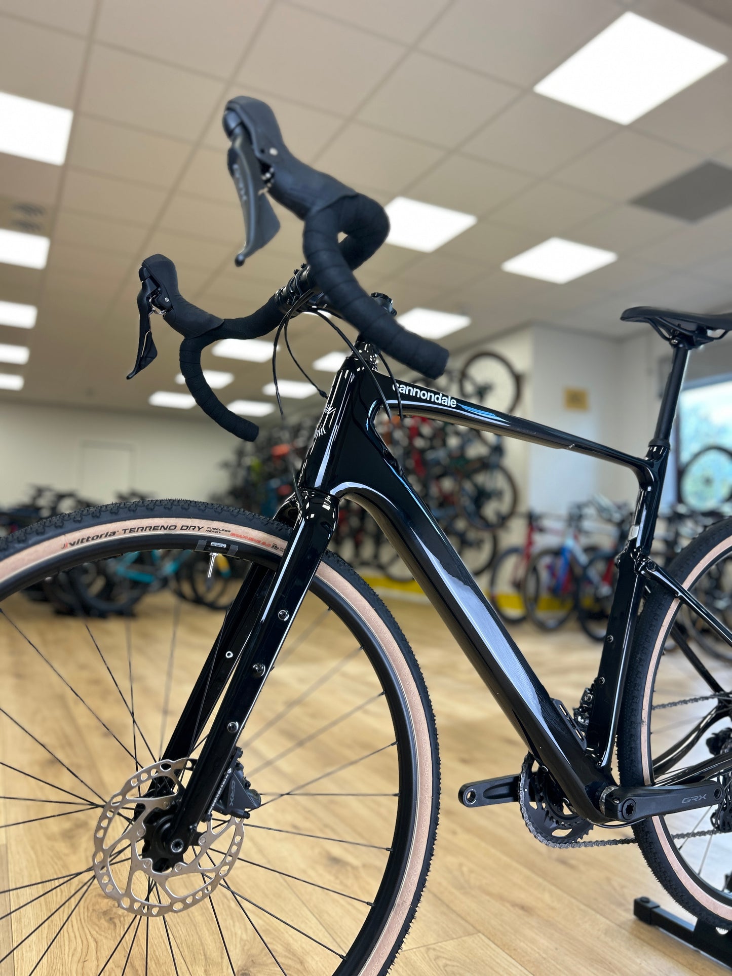 SHOWROOM MODEL Cannondale Topstone 3 Gravel Fiets