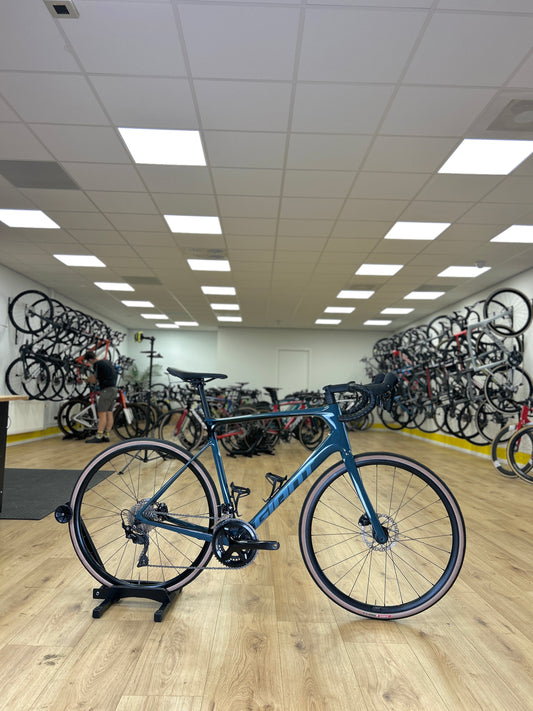 Giant Defy Carbon Racefiets