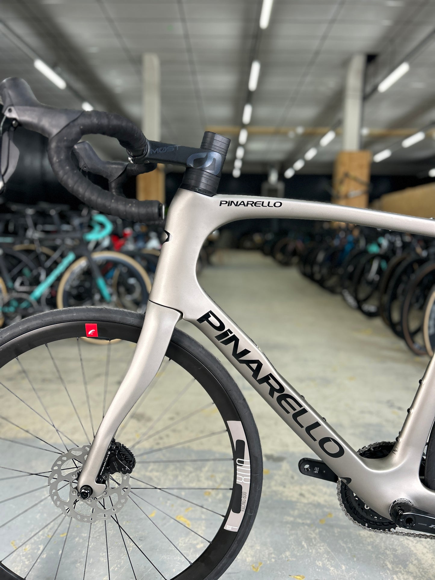 NIEUW Pinarello F5 Di2 Carbon Racefiets