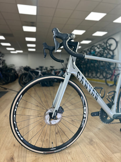 Canyon Endurace CF SL 8 Disc Di2 Carbon Racefiets