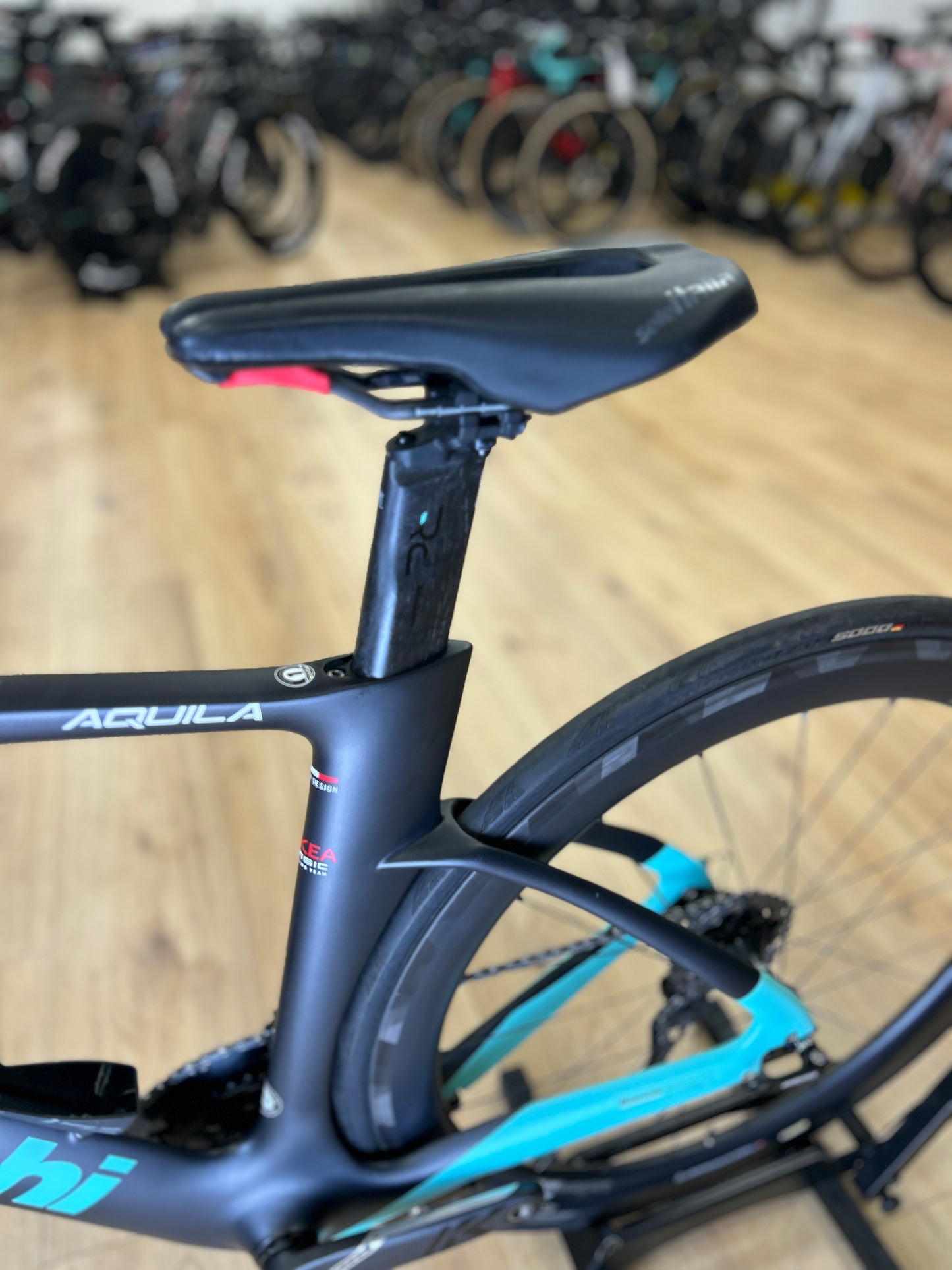 Bianchi Aquila CV Di2 Carbon Racefiets