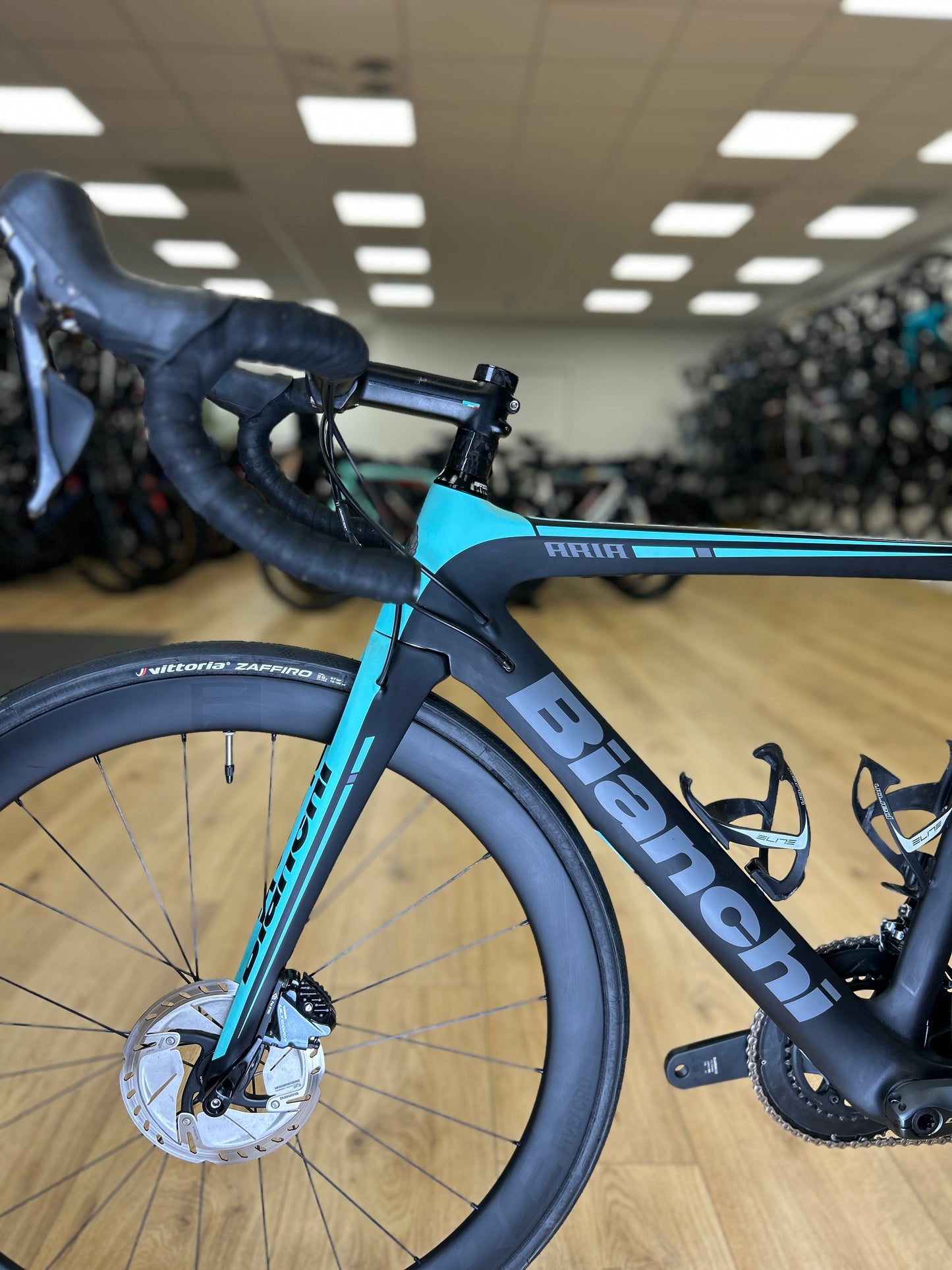 Bianchi Aria Disc Carbon Racefiets