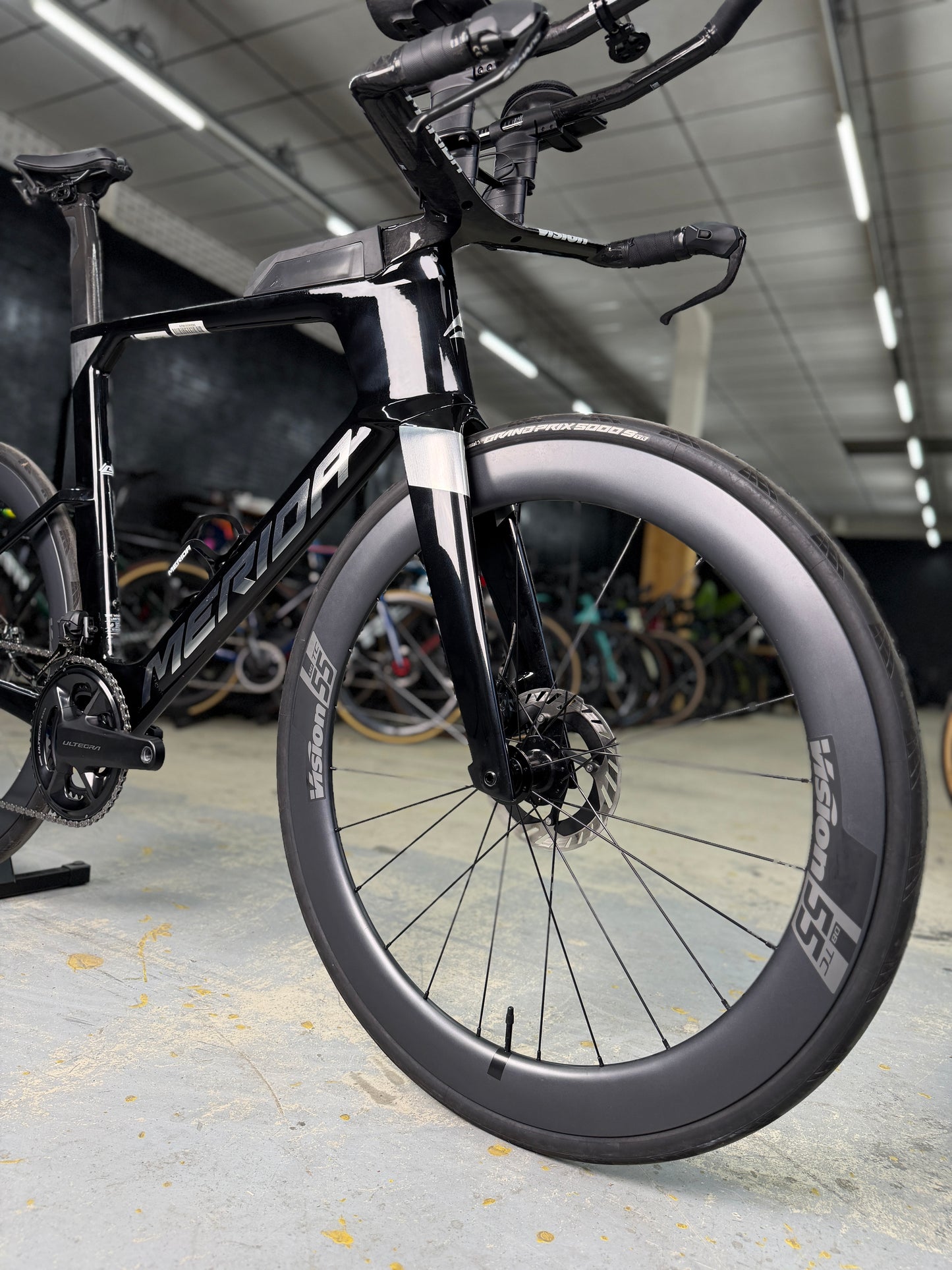 DEMO Merida Time Warp Tri Limited Di2 Carbon Racefiets