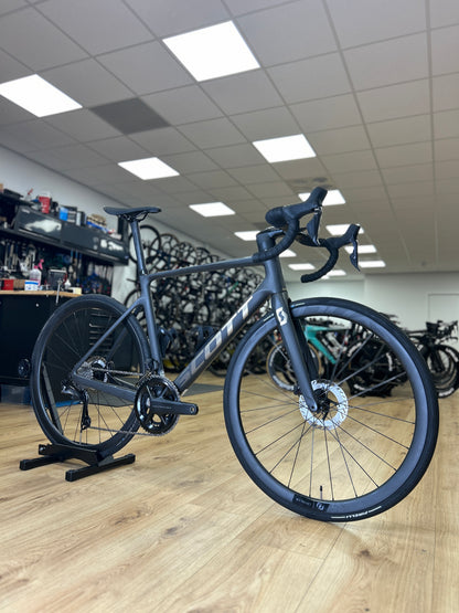 Scott Addict RC15 Di2 Carbon Road Bike