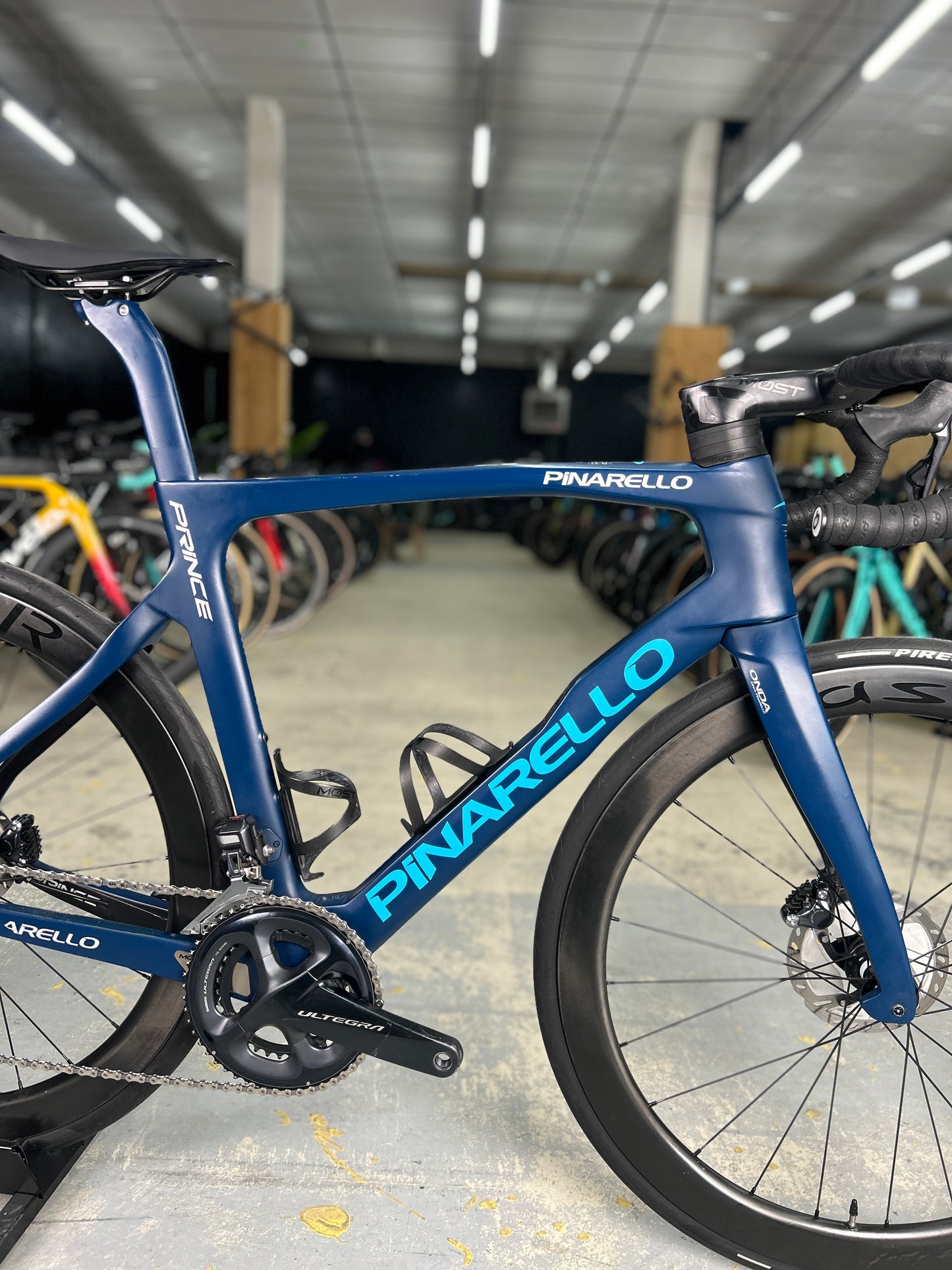 Pinarello Prince Di2 Carbon Racefiets