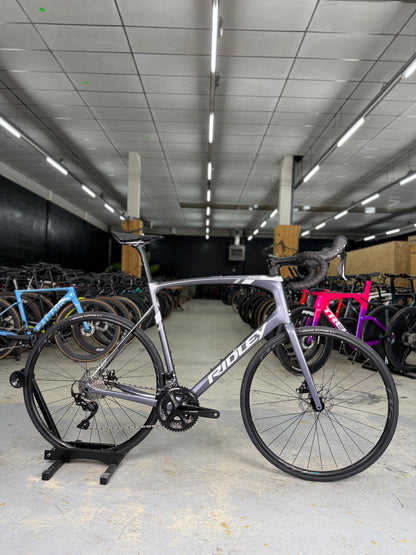 NIEUW Ridley Fenix Carbon Racefiets