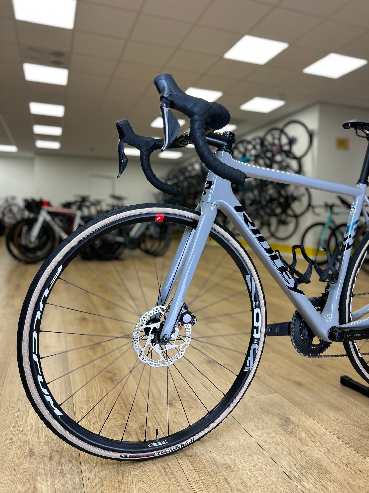 Ridley Helium SLX Di2 Carbon Racefiets