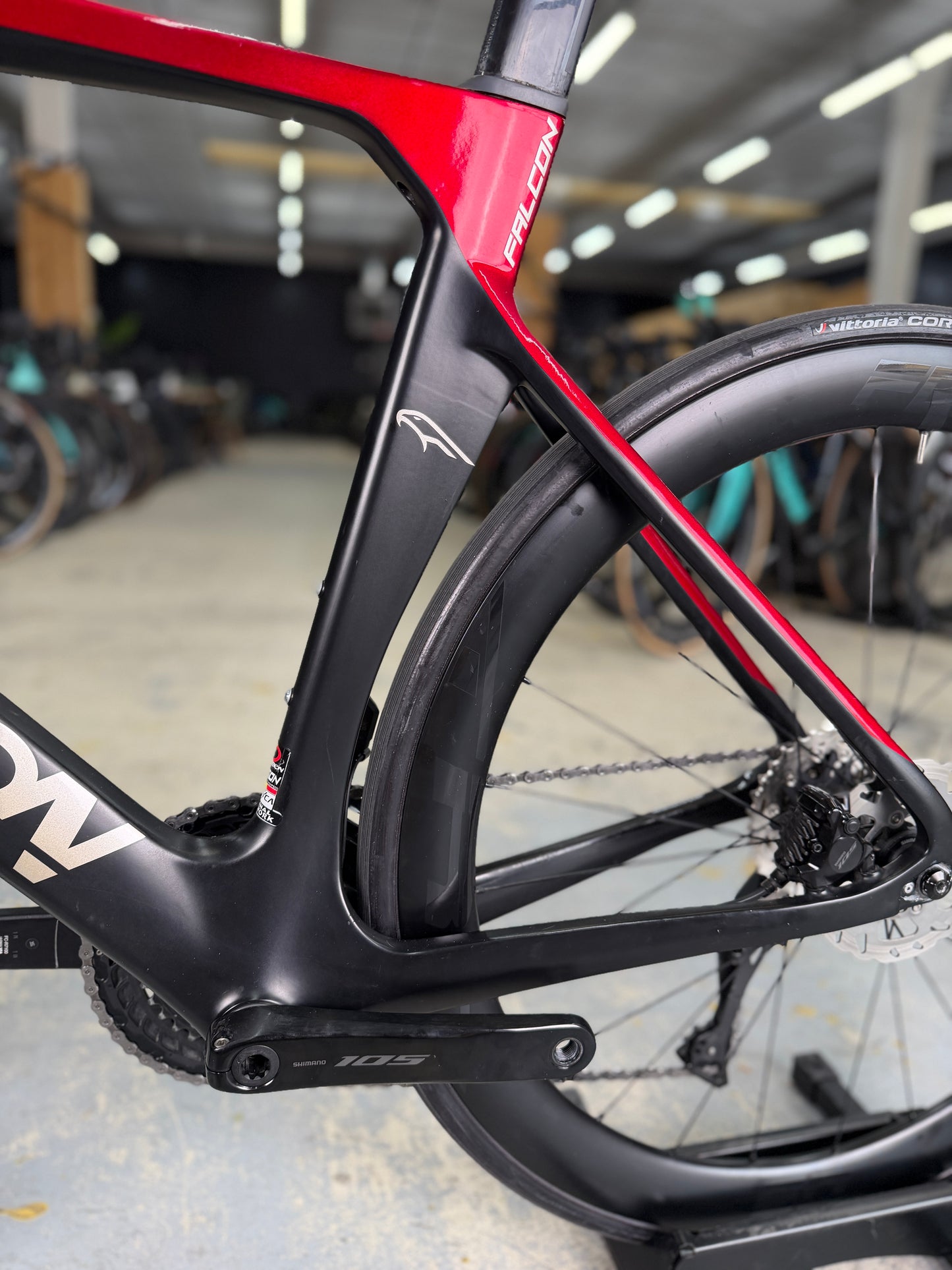 Thompson Falcon Di2 Carbon Racefiets