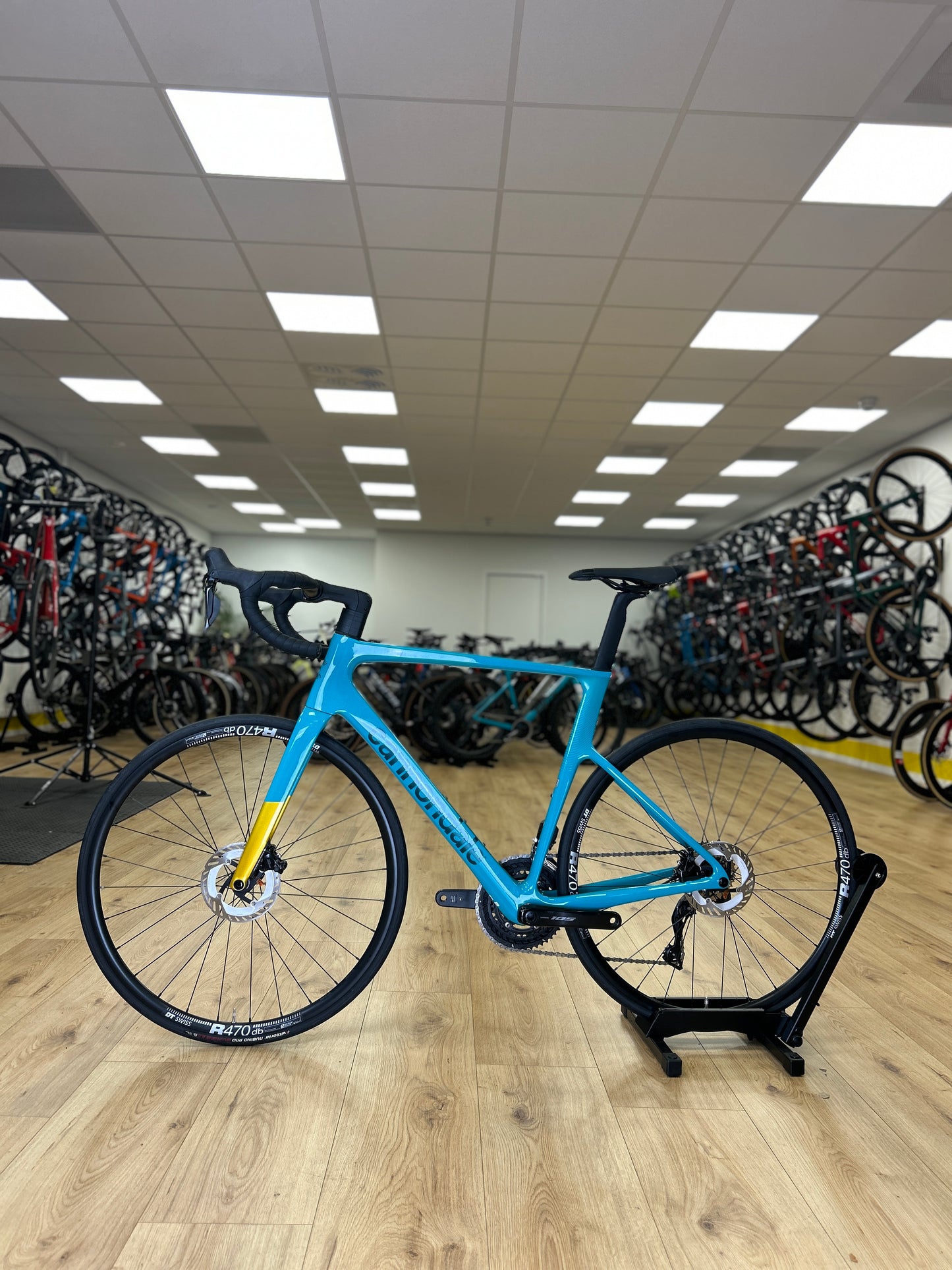 SHOWROOM MODEL Cannondale SuperSix Evo 3 Di2 Carbon Racefiets