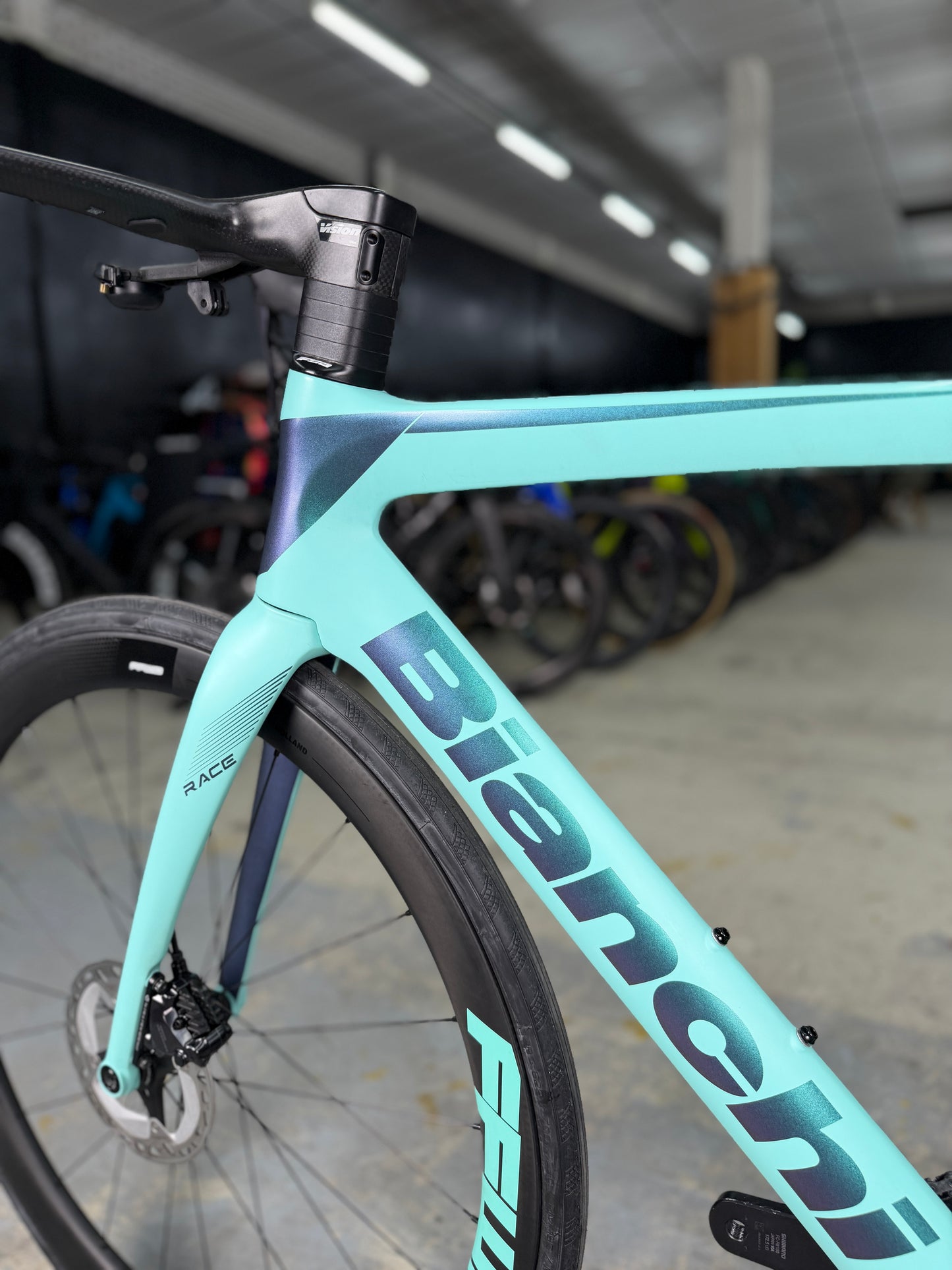 Bianchi Oltre Race Di2 Carbon Road Bike
