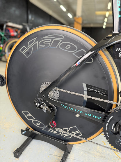 Bianchi Aquila RC Disc Di2 Carbon Road Bike