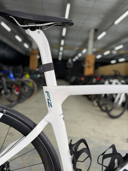 Pinarello Dogma F12 Dura Ace Di2 Carbon Road Bike
