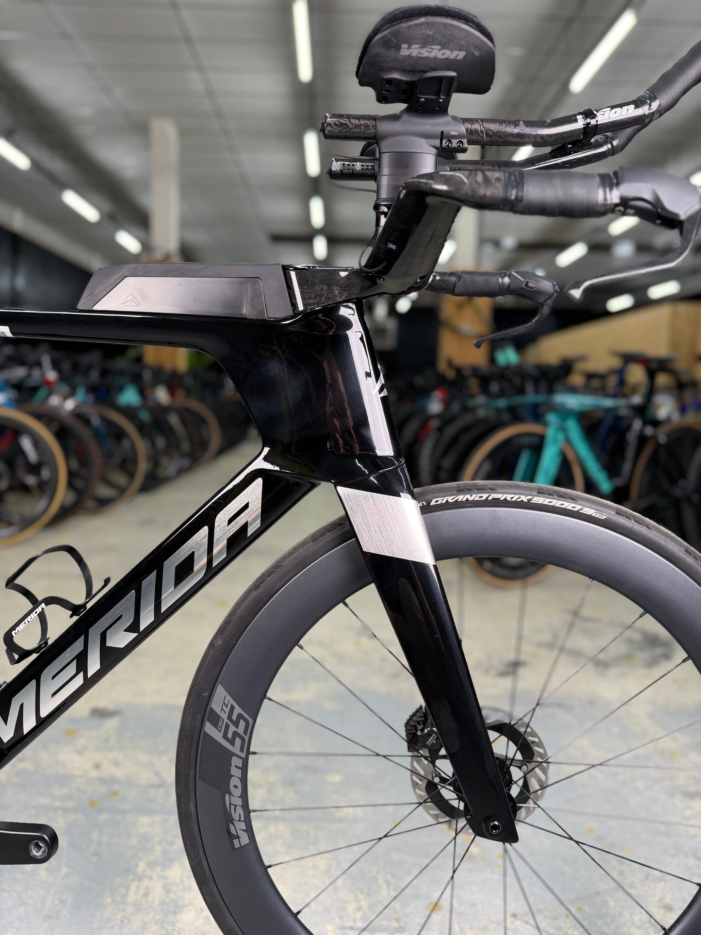 DEMO Merida Time Warp Tri Limited Di2 Carbon Racefiets