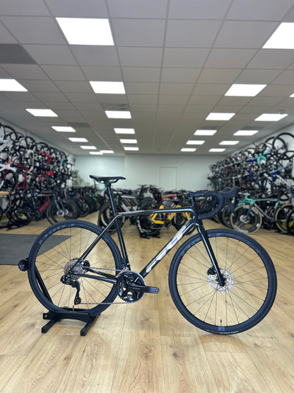 0km Showroom Model Felt FR Advanced Di2 Carbon Road Bike