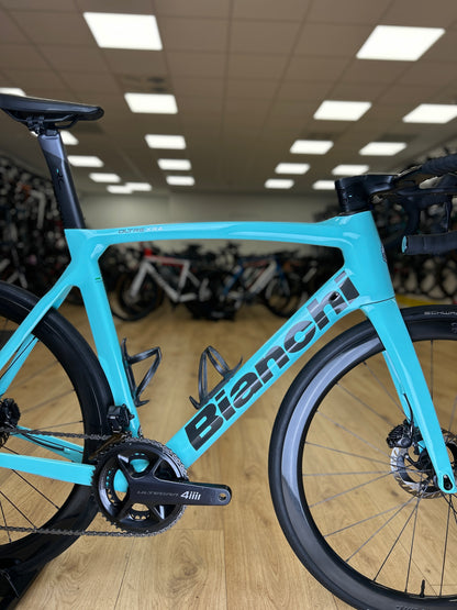 LTD Bianchi Oltre XR4 Di2 Carbon Racefiets