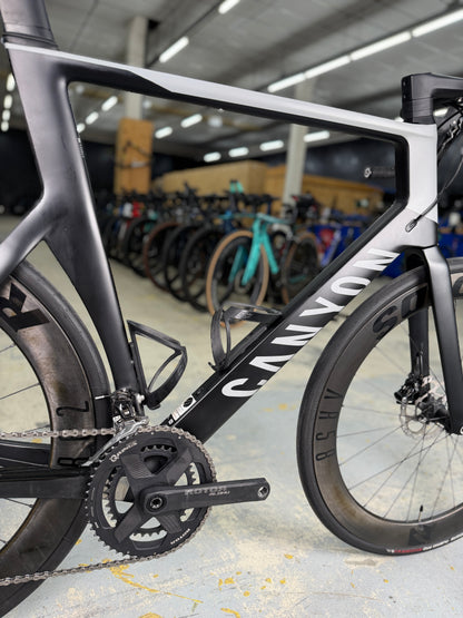 Canyon Aeroad Carbon Racefiets
