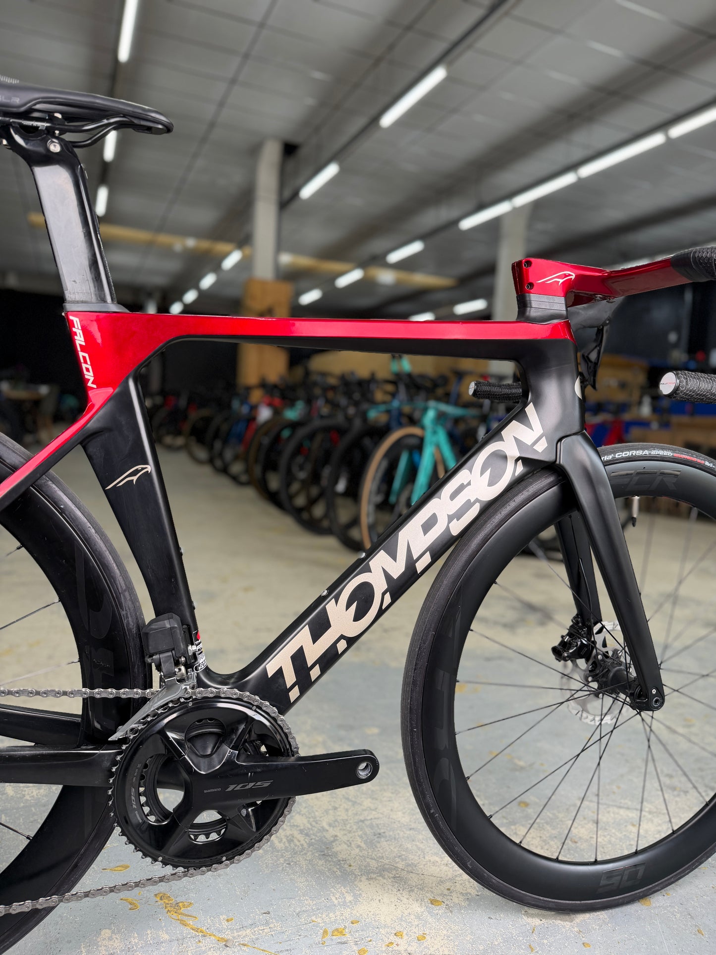 Thompson Falcon Di2 Carbon Racefiets