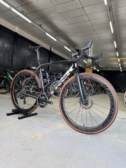 Trek Emonda SLR eTap Red Carbon Racefiets