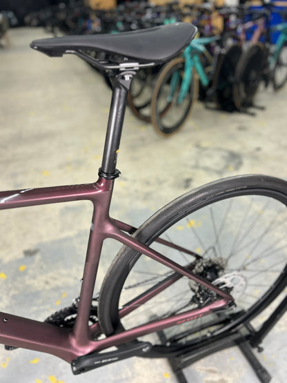 NEW Scott Contessa Addict 25 Carbon Road Bike