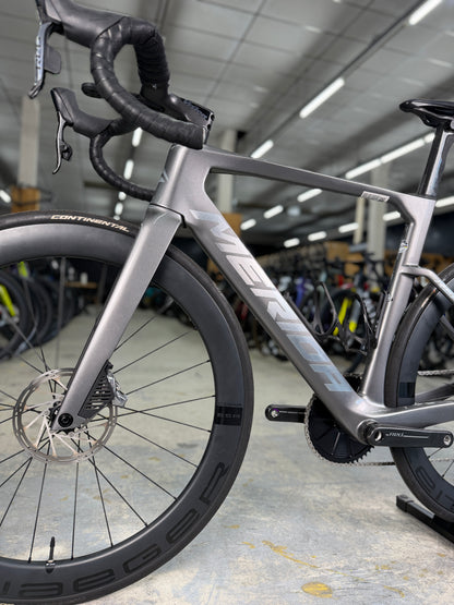 Merida Reacto 9000 SRAM RED eTap Carbon Road Bike