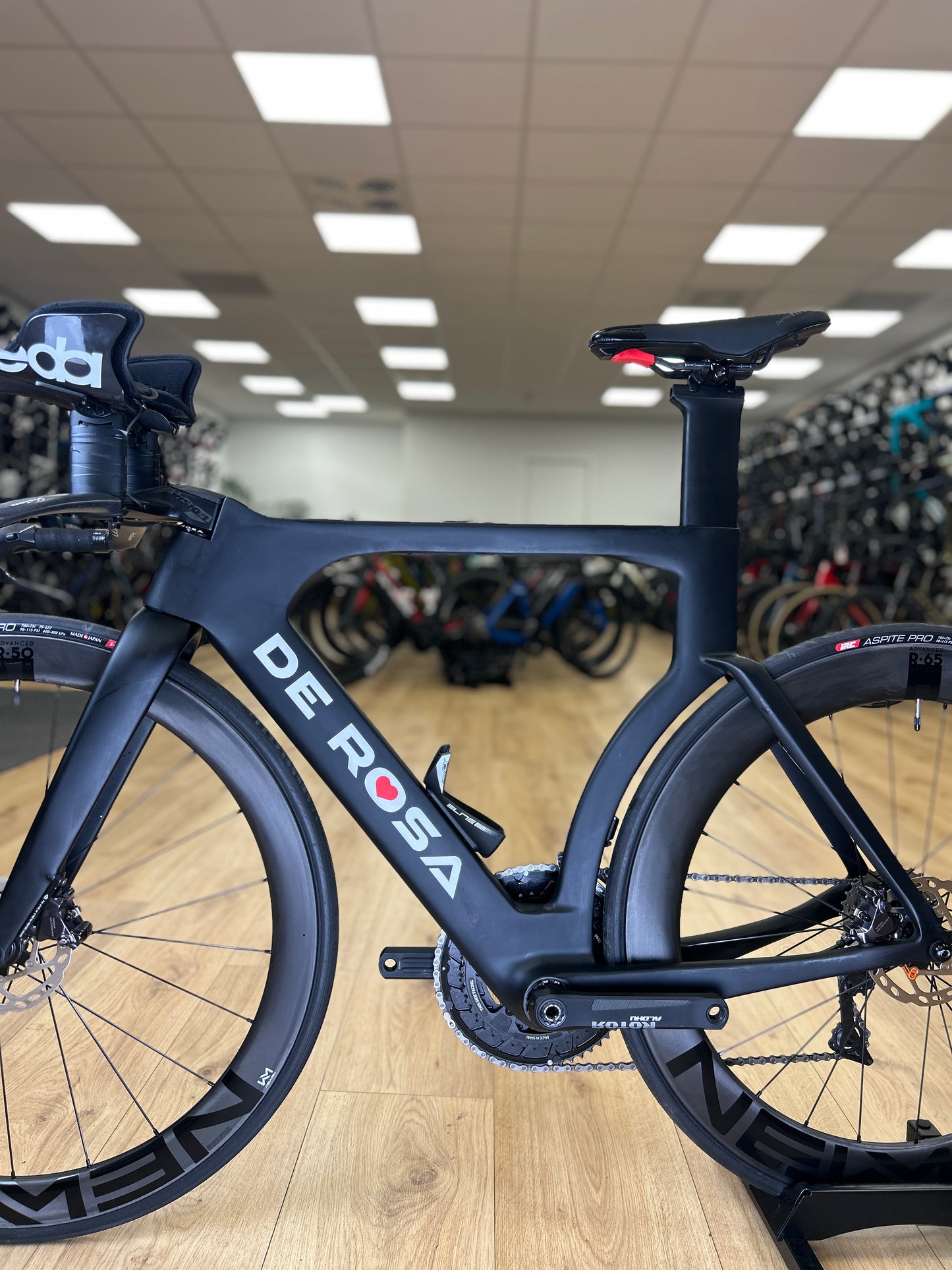 De Rosa TT03 DISK Di2 Dura-Ace Carbon Racefiets