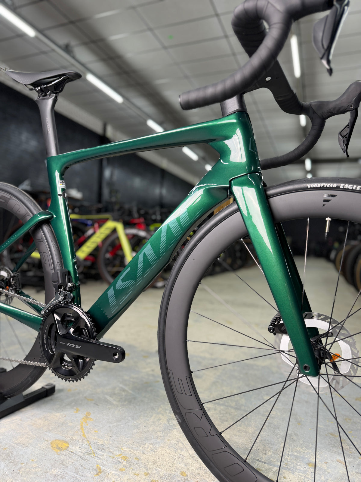 NIEUW Isaac Meson Di2 Carbon Racefiets