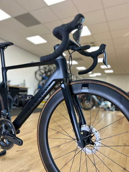 Canyon Aeroad CF SL Di2 Carbon Racefiets